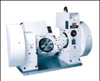 MMK MATSUMOTO MDEATii200-ECT
Plateau diviseur Commande numrique pour llectrorosion par enfonage
4eme et  5eme axe plateau dans laxe de rotation
Diamtre du plateau: 210 mm

